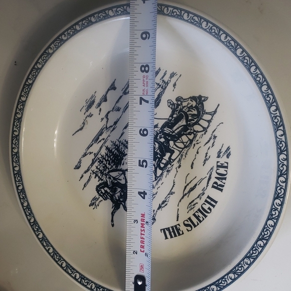 Vintage Royal Currier and Ives 10" Blue The Sleigh Race Pie Plate shallow bowl - Picture 4 of 4